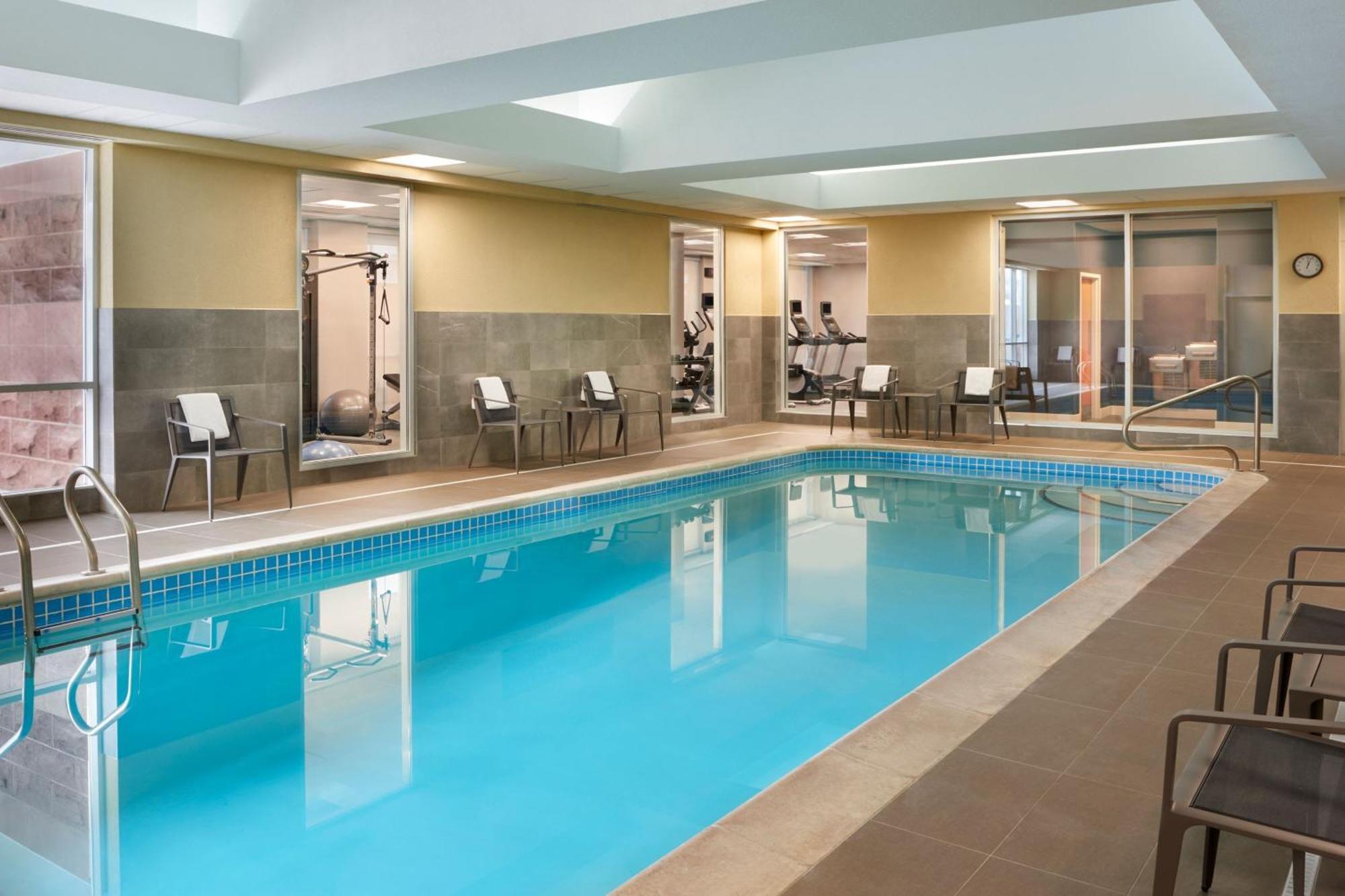 Courtyard By Marriott Toronto Markham Esterno foto
