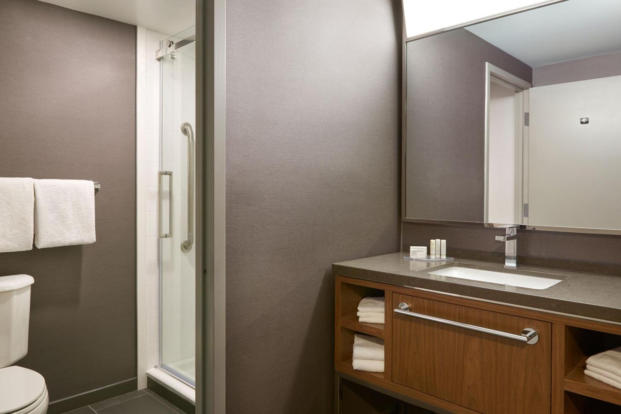 Courtyard By Marriott Toronto Markham Esterno foto